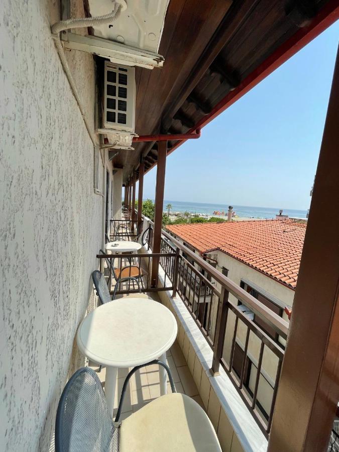 Hotel Afrodite Néoi Póroi Ngoại thất bức ảnh