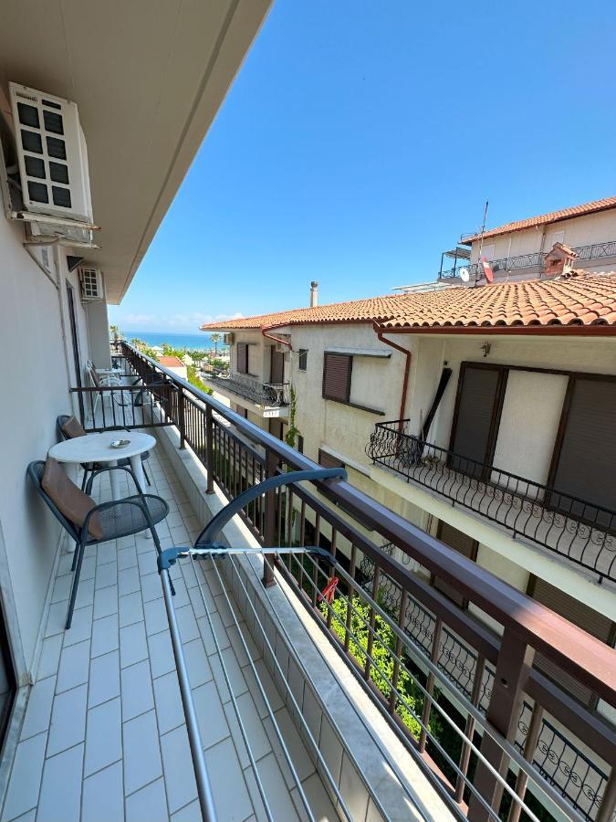 Hotel Afrodite Néoi Póroi Ngoại thất bức ảnh
