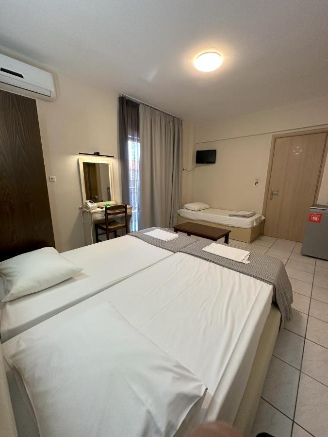Hotel Afrodite Néoi Póroi Ngoại thất bức ảnh