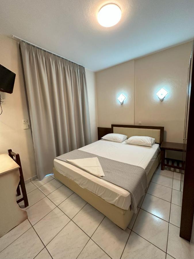 Hotel Afrodite Néoi Póroi Ngoại thất bức ảnh