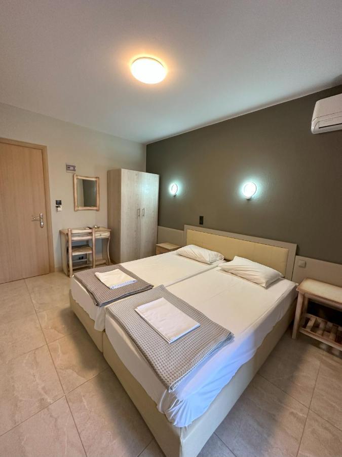 Hotel Afrodite Néoi Póroi Ngoại thất bức ảnh
